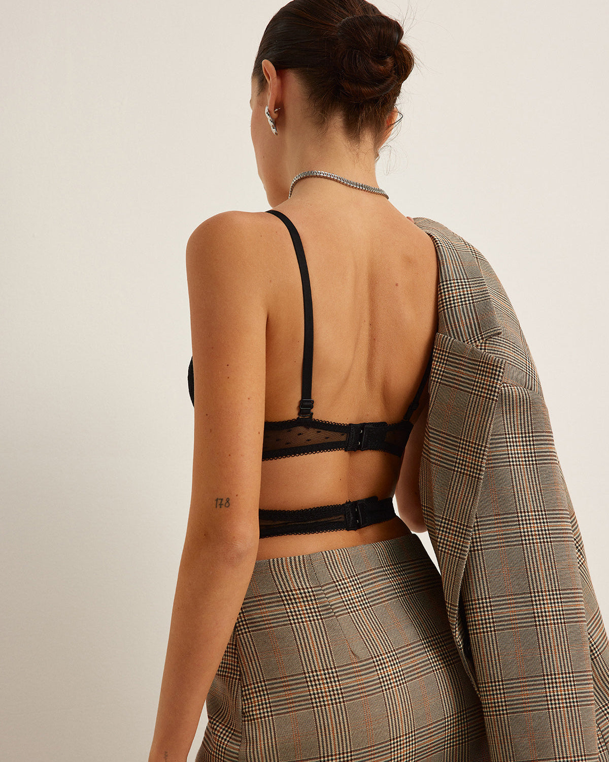 Dantel Detaylı Şeffaf Kısa Korsaj