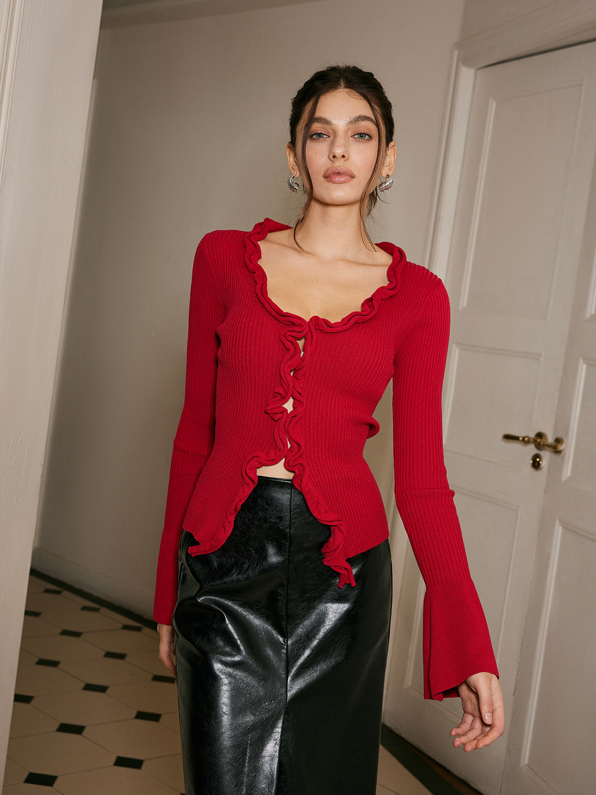 Marul Kenar Detaylı Slim Fit Triko