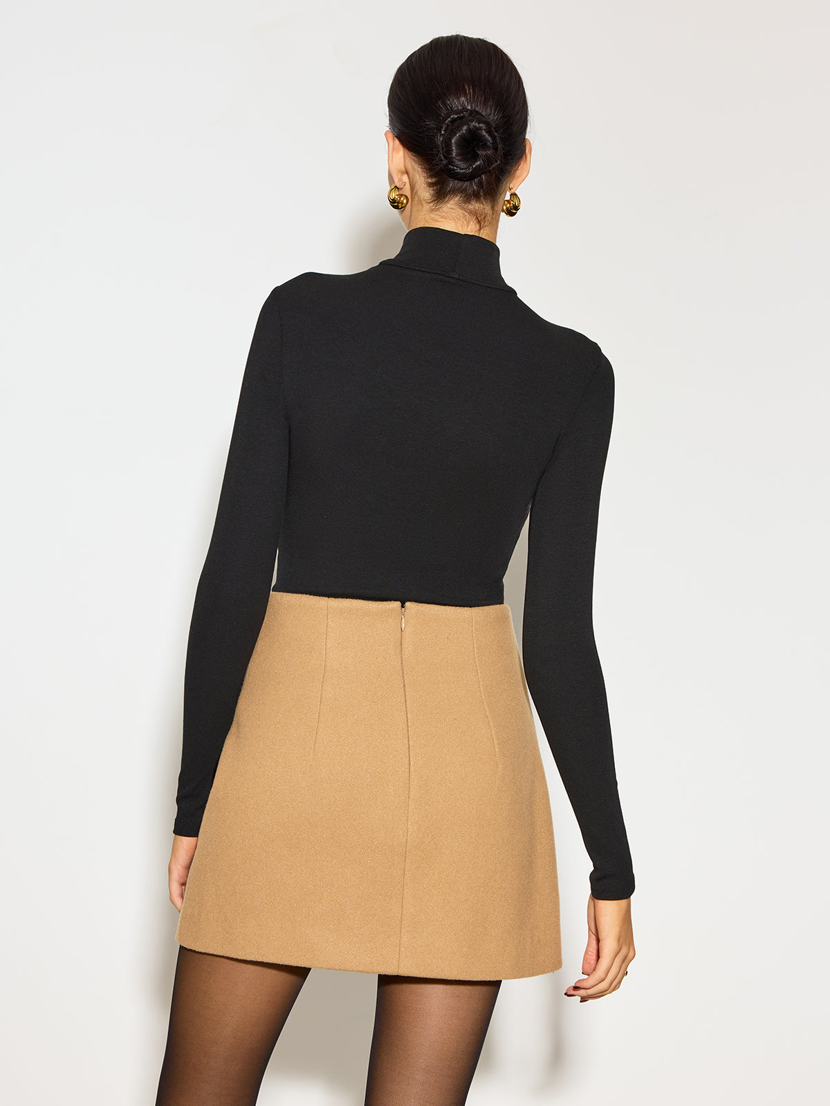 Yarım Balıkçı Yaka Şeffaf Detaylı Dar Kesim Bluz