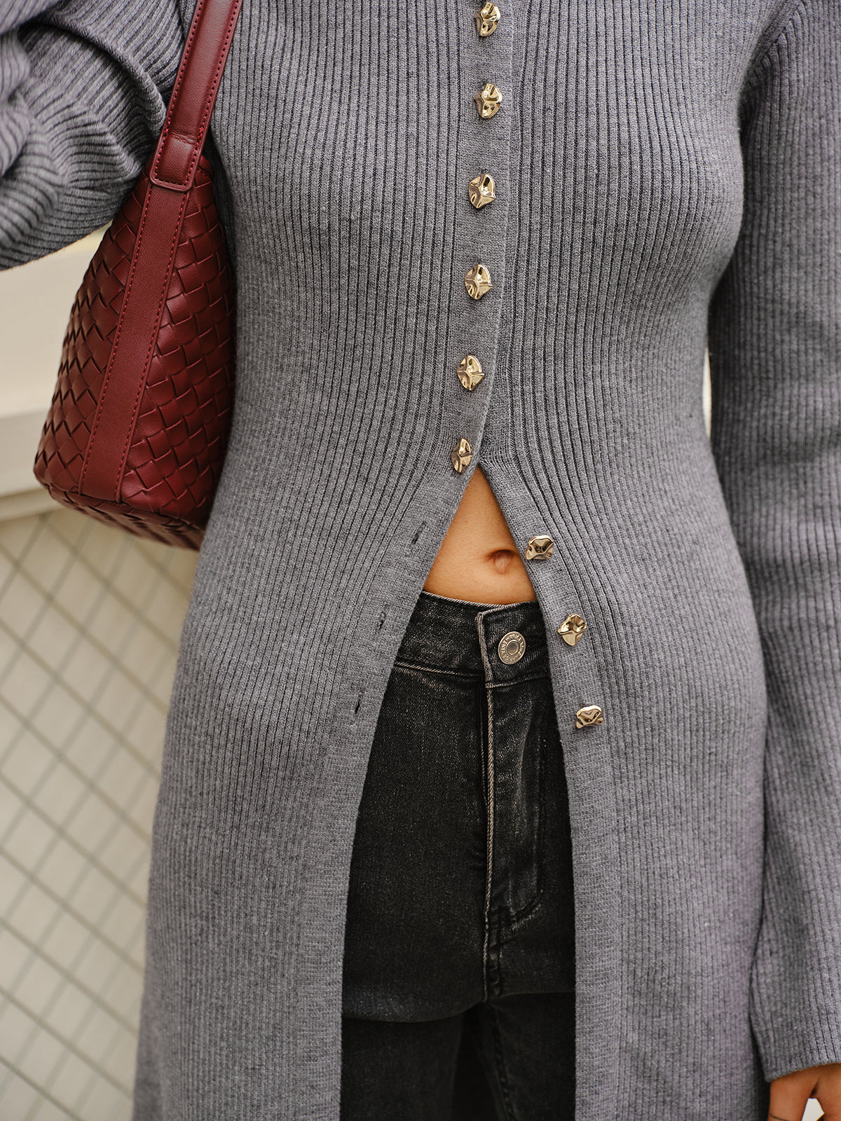 Çok Yönlü Metal Düğme Detaylı Triko Elbise