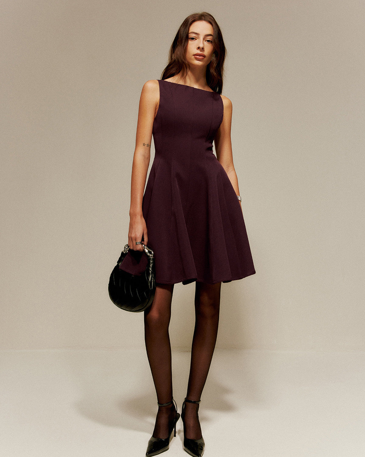 Pileli Cepli Askılı Kısa Elbise