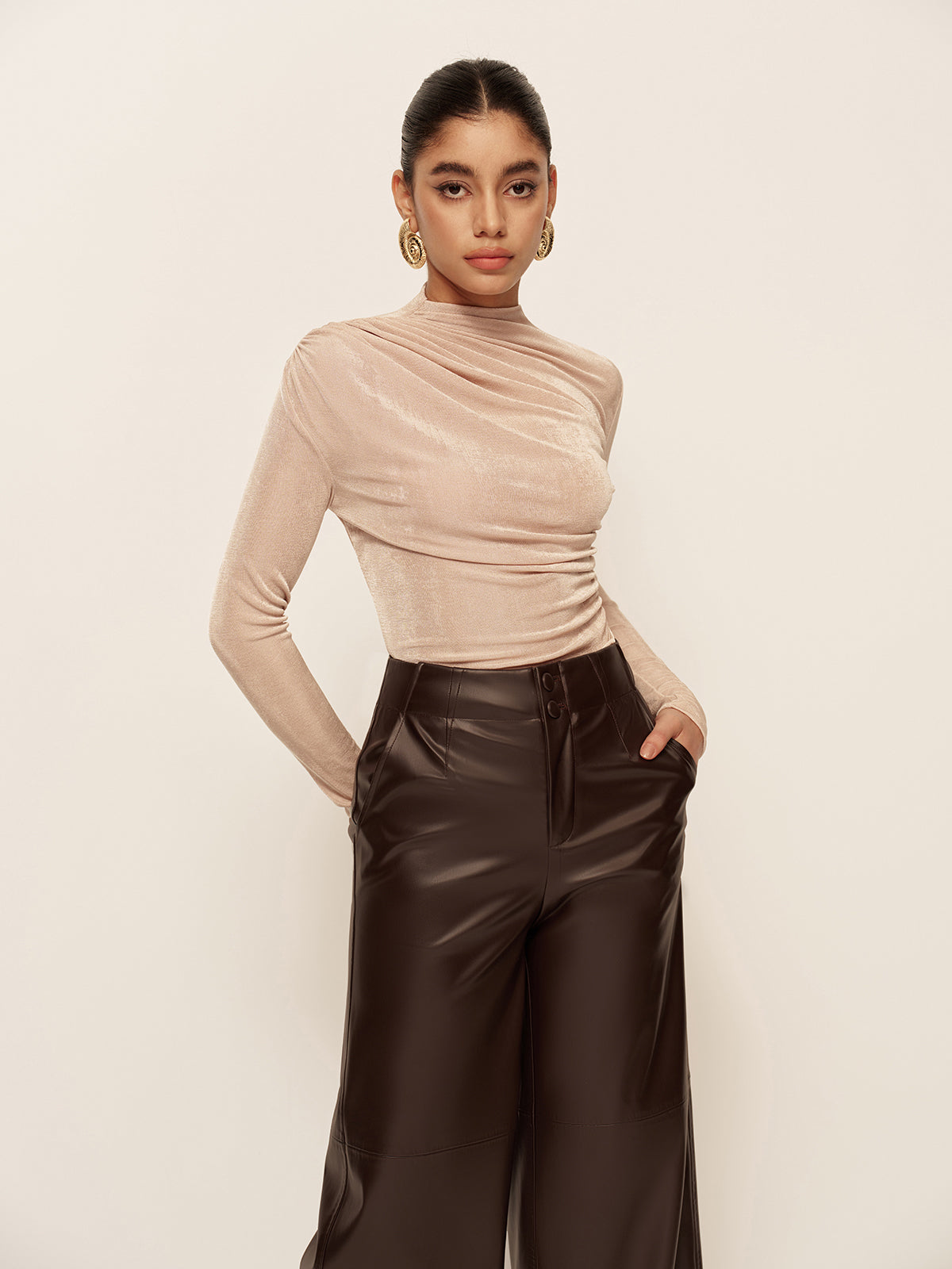 Çok Yönlü Büzgülü Dar Kesim Bluz