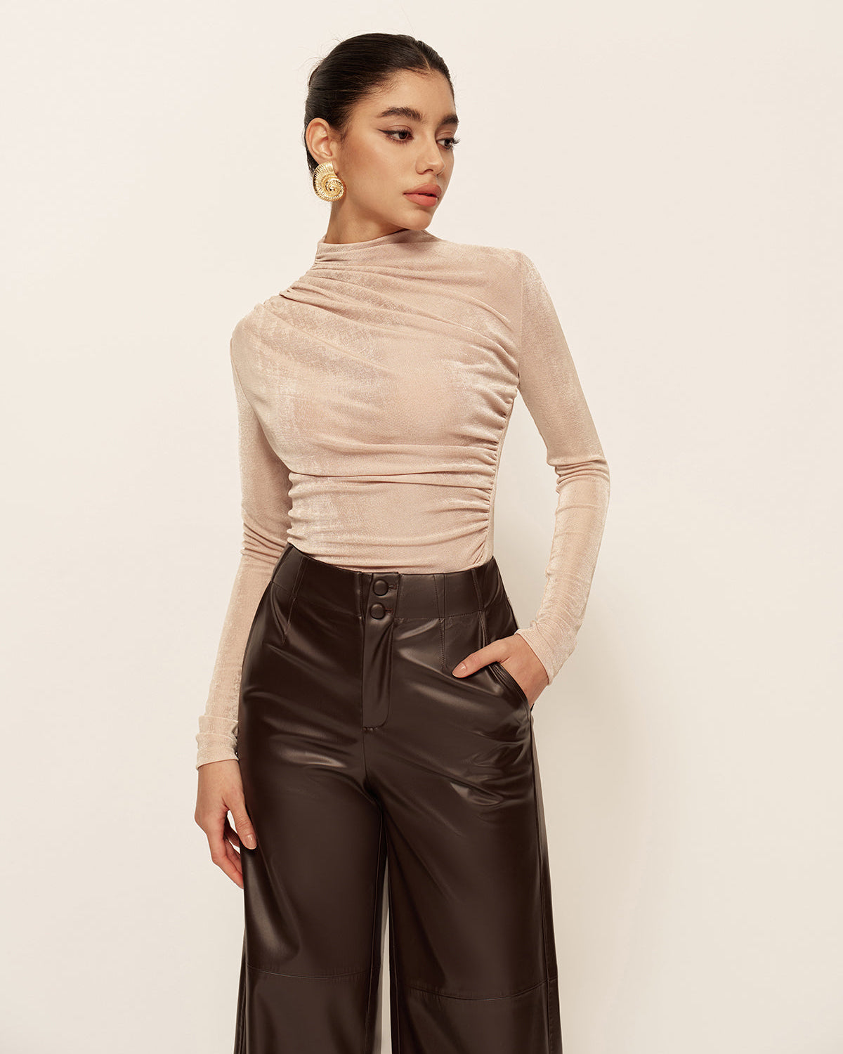 Çok Yönlü Büzgülü Dar Kesim Bluz