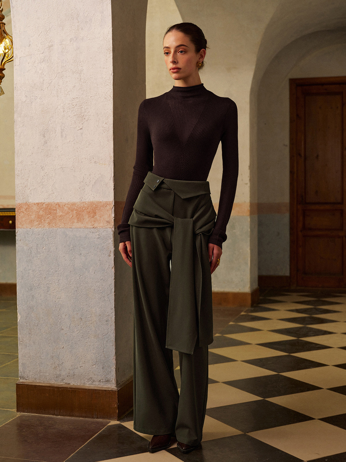 Orta Bel Bağcıklı Pantolon