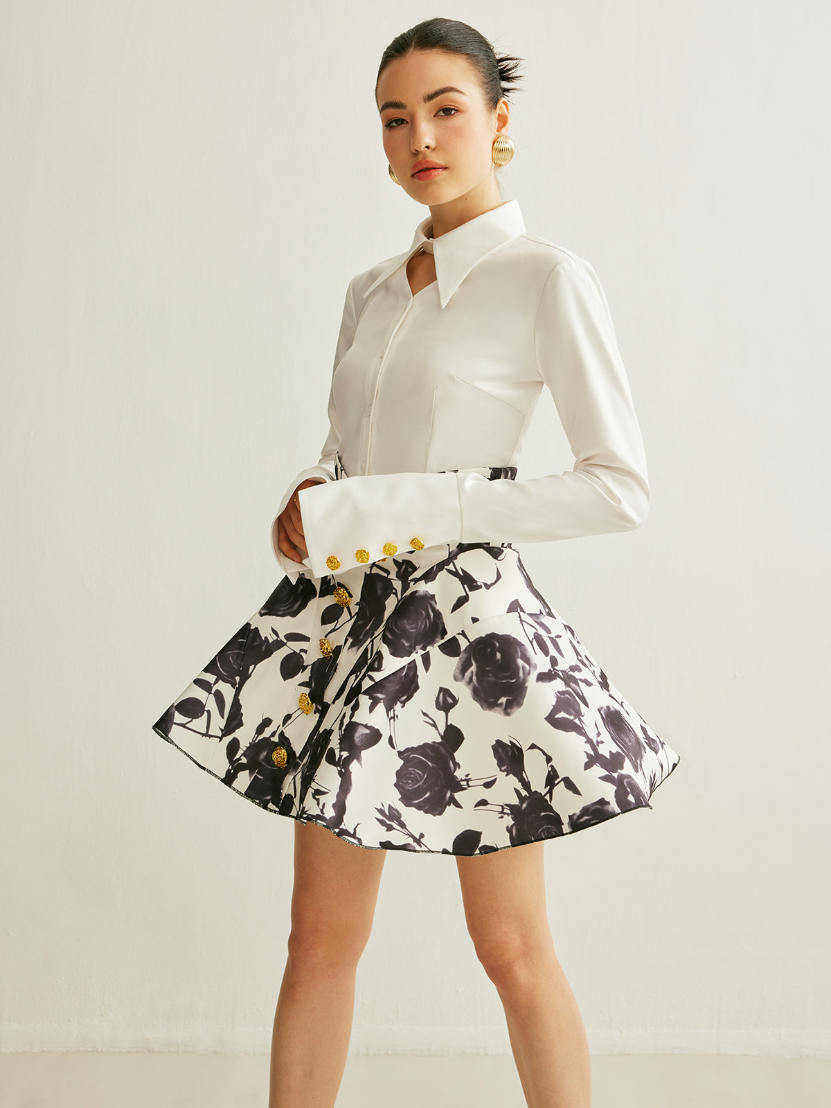 Metal Düğmeli Cutout Polo Yaka Bluz