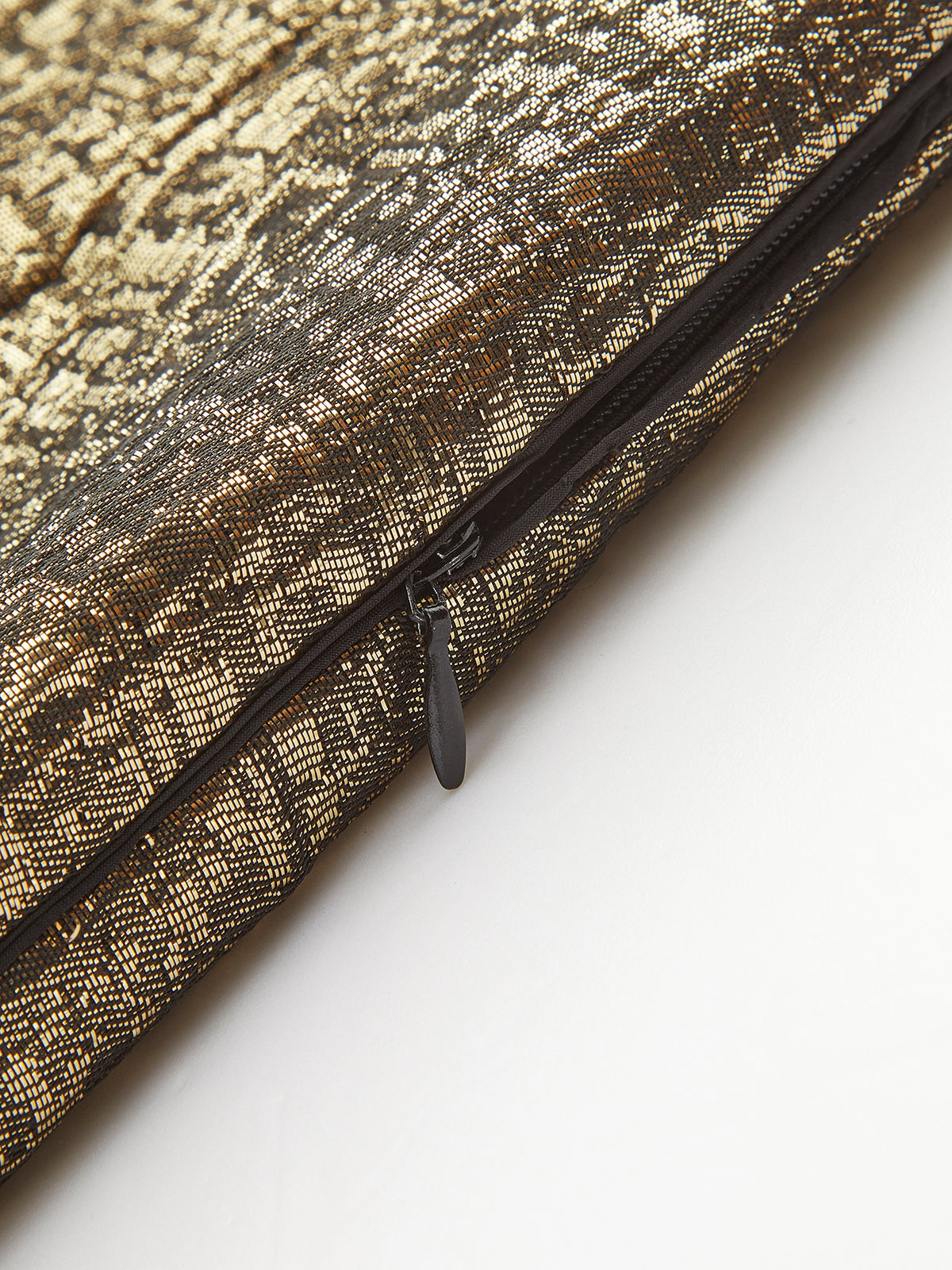 Orta Bel Püsküllü Şort