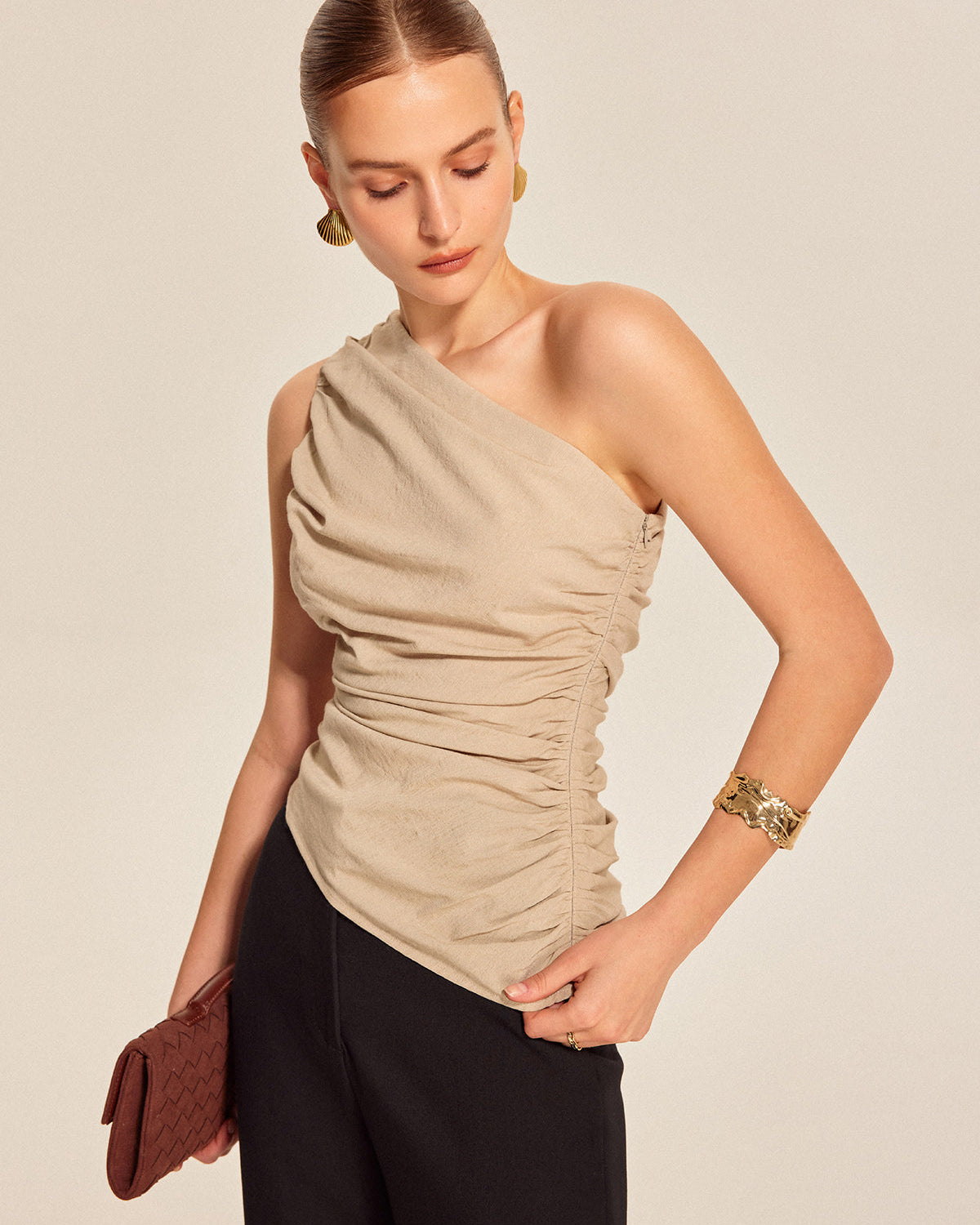 Yanı Büzgülü Tek Omuzlu Bluz