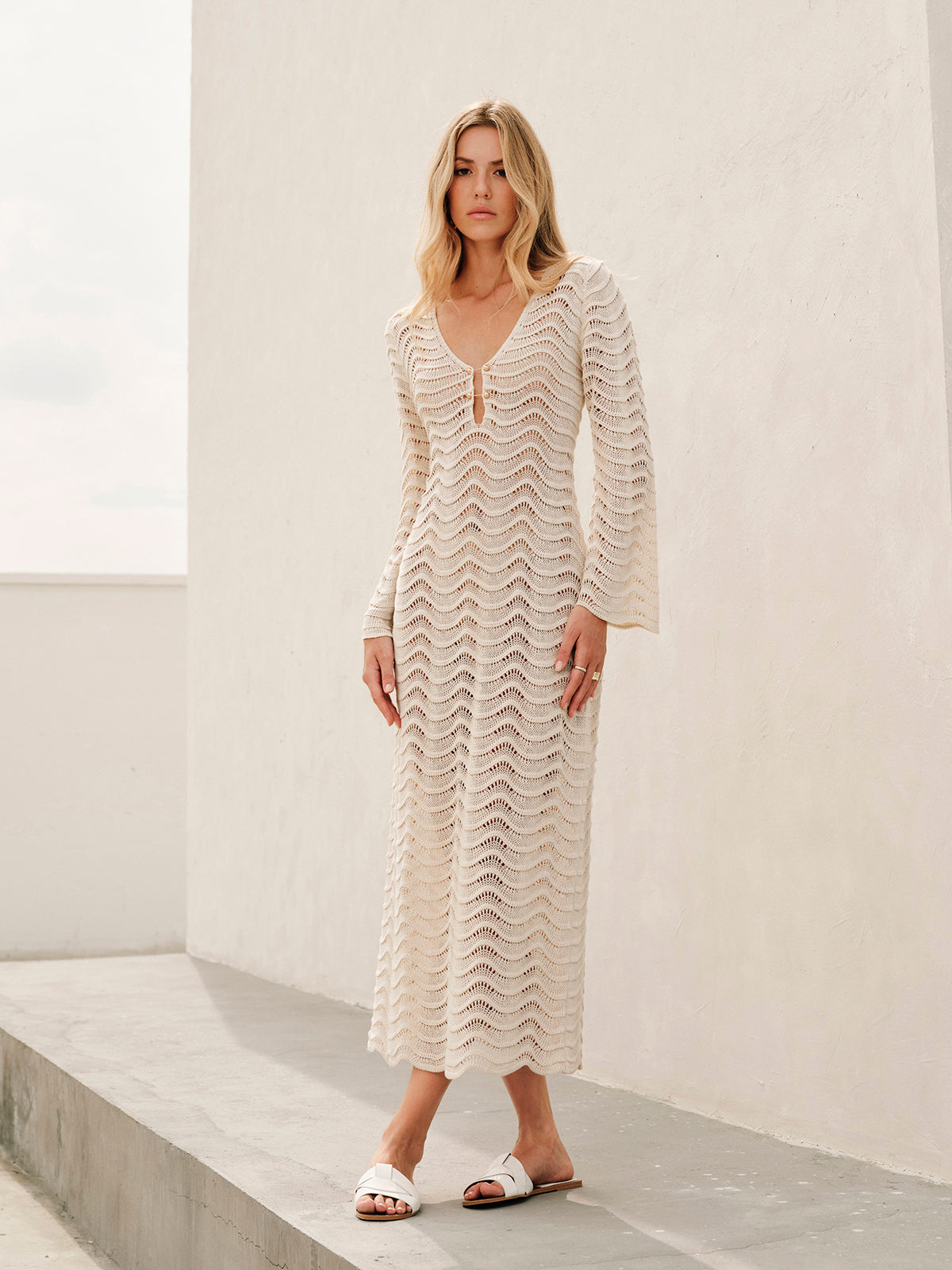 Metal Kesikli Bağcıklı Kazak Elbise