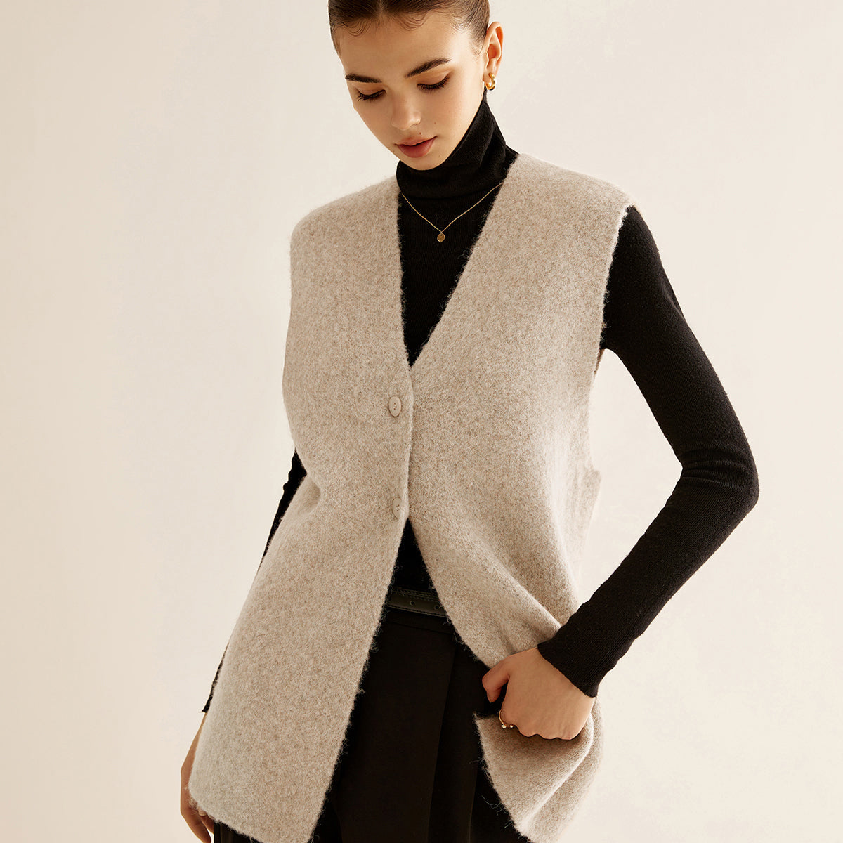 Yün Karışımlı Göğüslü Kazak Yelek