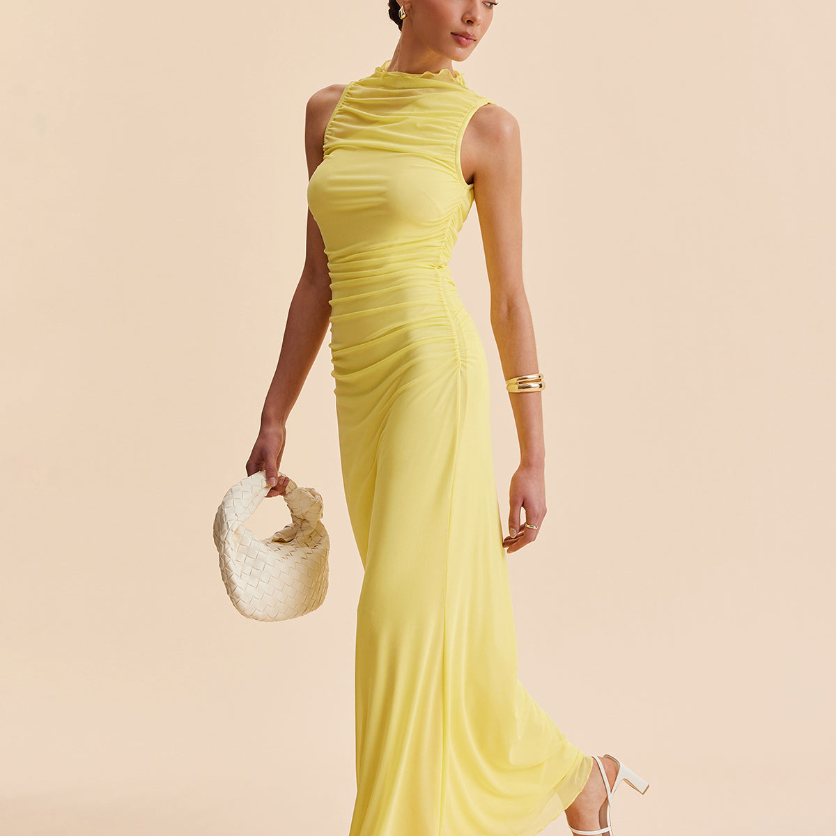 File Büzgülü Kolsuz Elbise