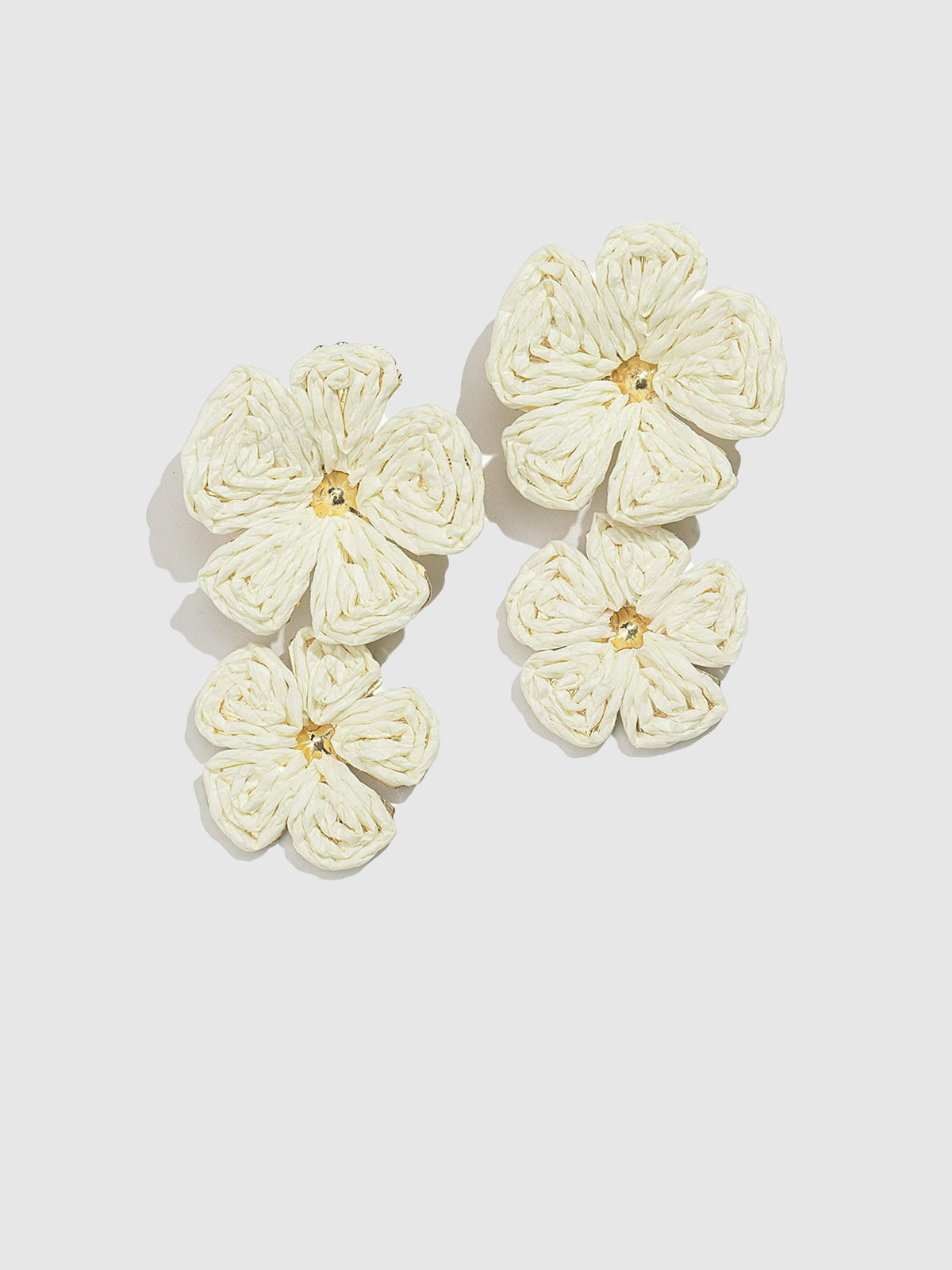 Altın Yaldızlı Dantel Yaprak Küpeler