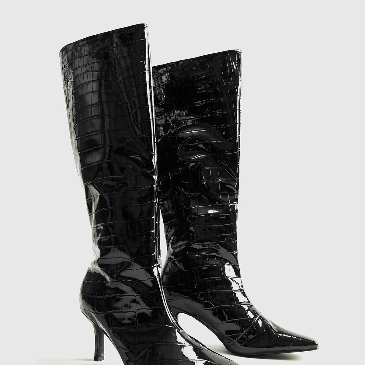 Timsah Desenli Diz Boyu Çizme