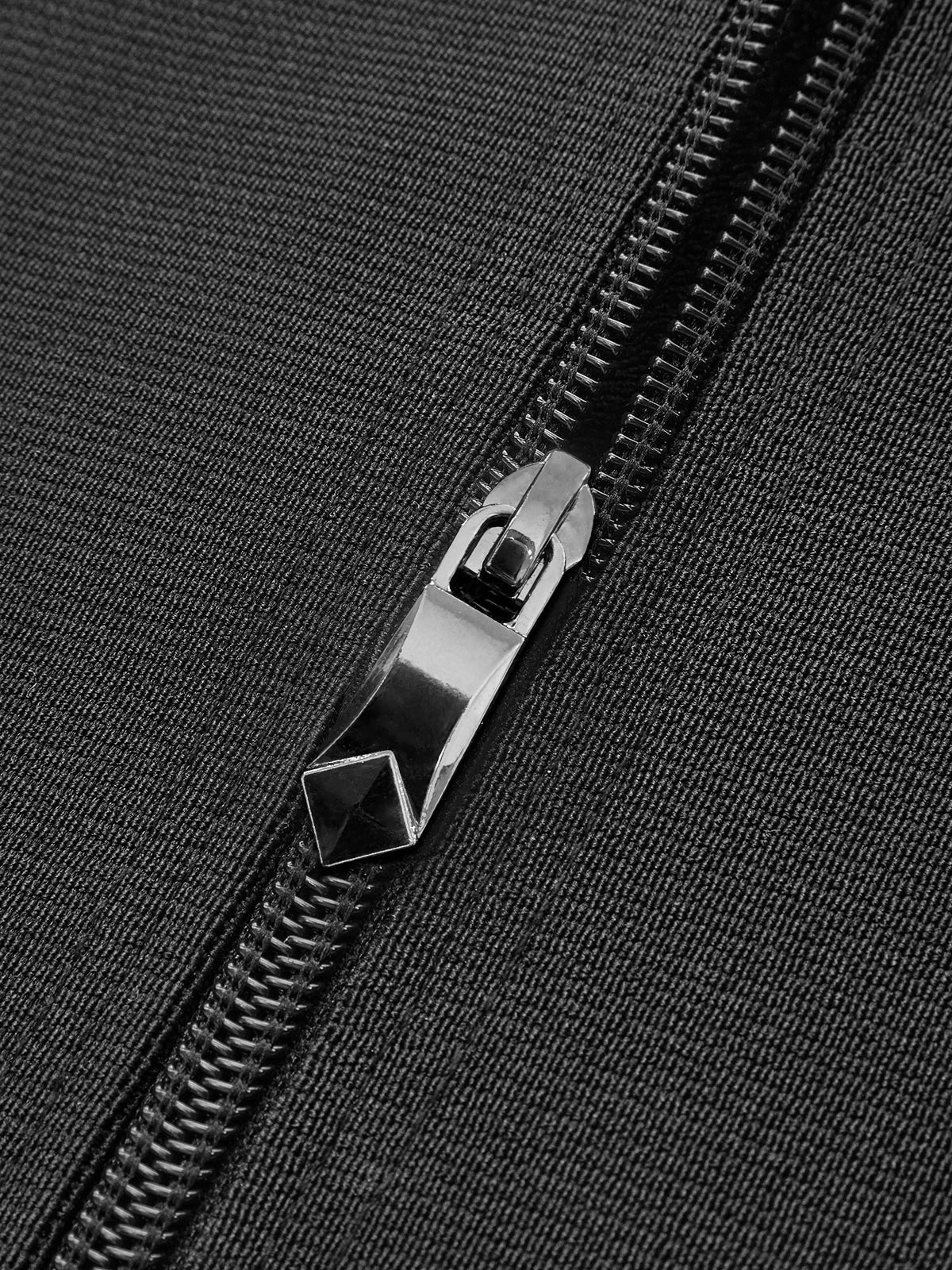 Kadife Biye Detaylı Fermuarlı Korse