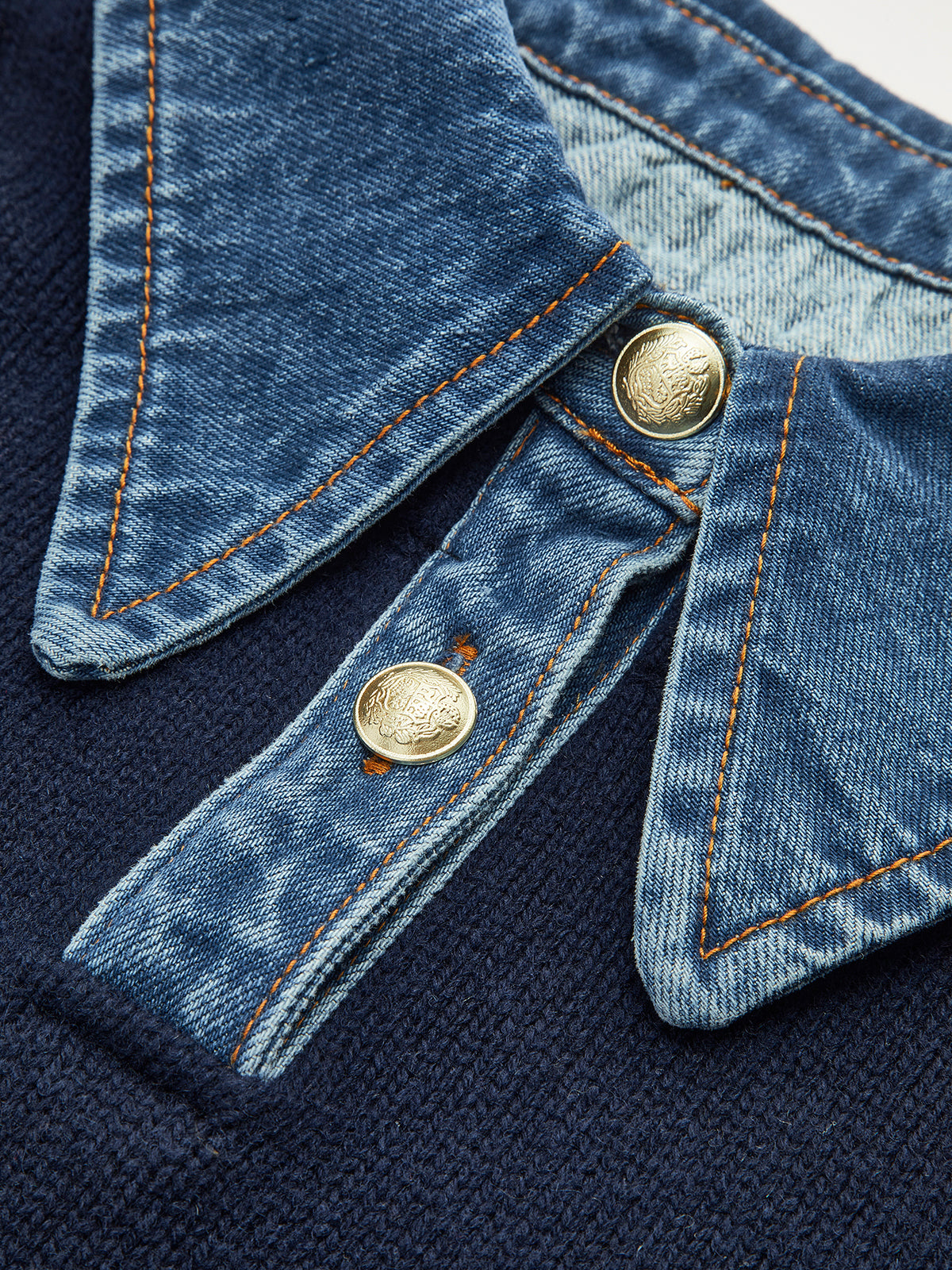 2’si 1 Arada Panelli Yakalı Triko Kazak