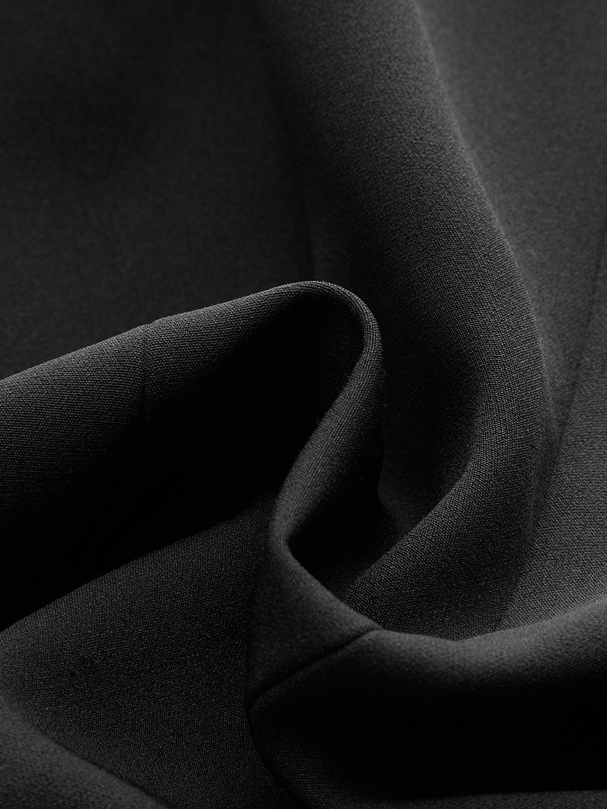 Asimetrik Tasarımlı Altın Düğmeli Blazer