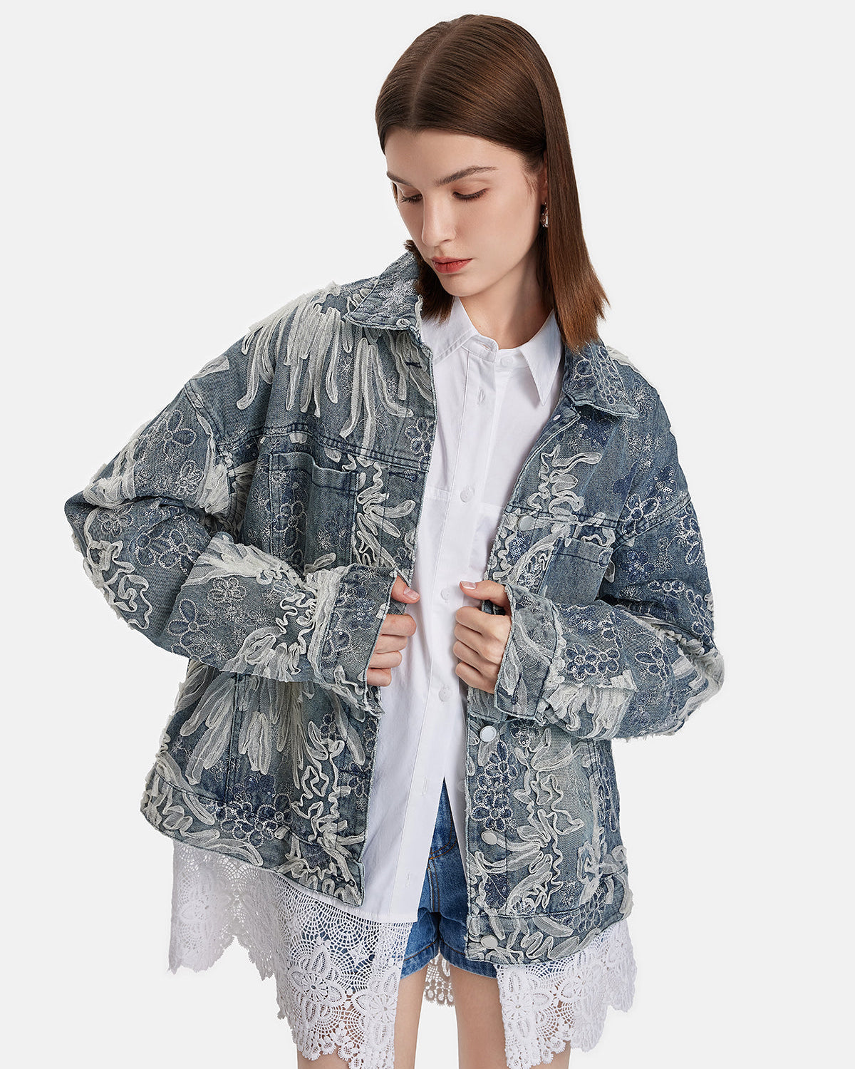 İşlemeli Dantel Boncuklu Denim Ceket