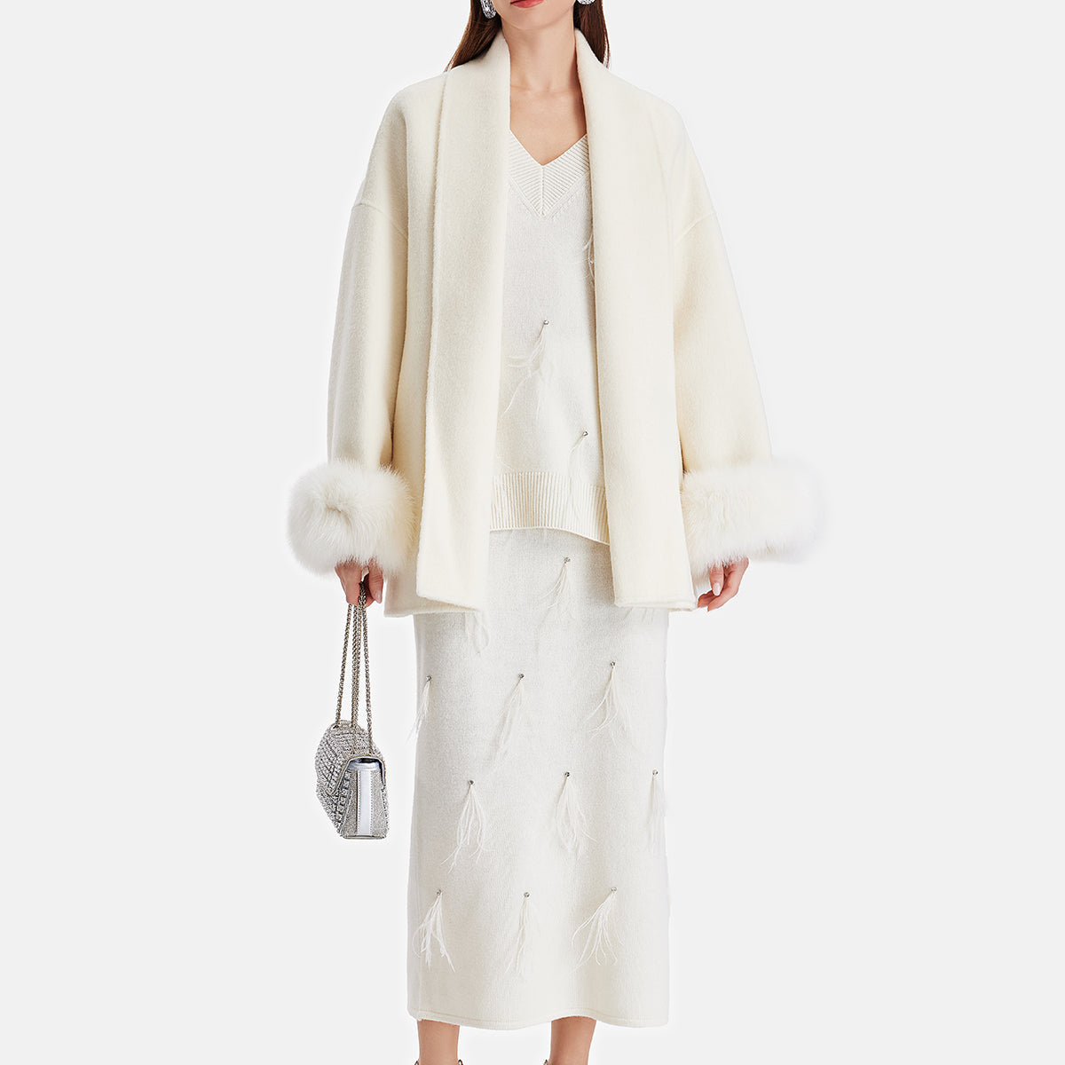 Minimalist Peluş Manşetli Ceket