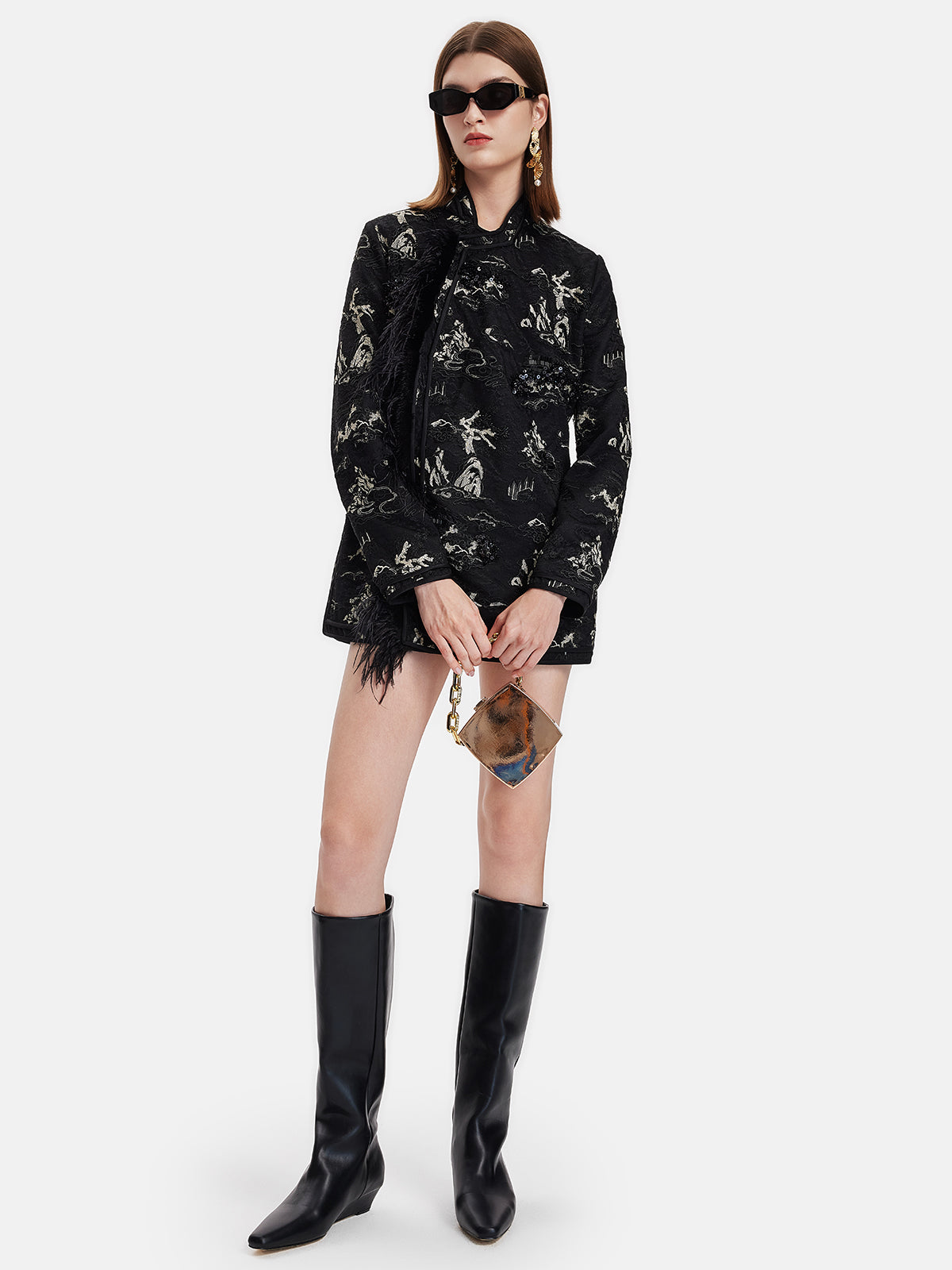 İşlemeli Tüylü Boncuklu Ceket