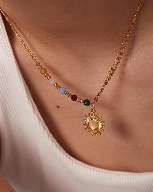 Opal Doğal Taşlı Güneş Kolye