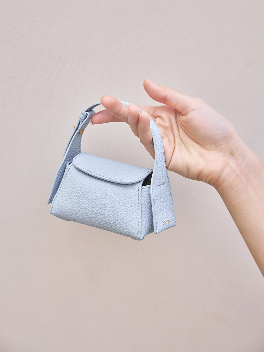 Lunelle Case