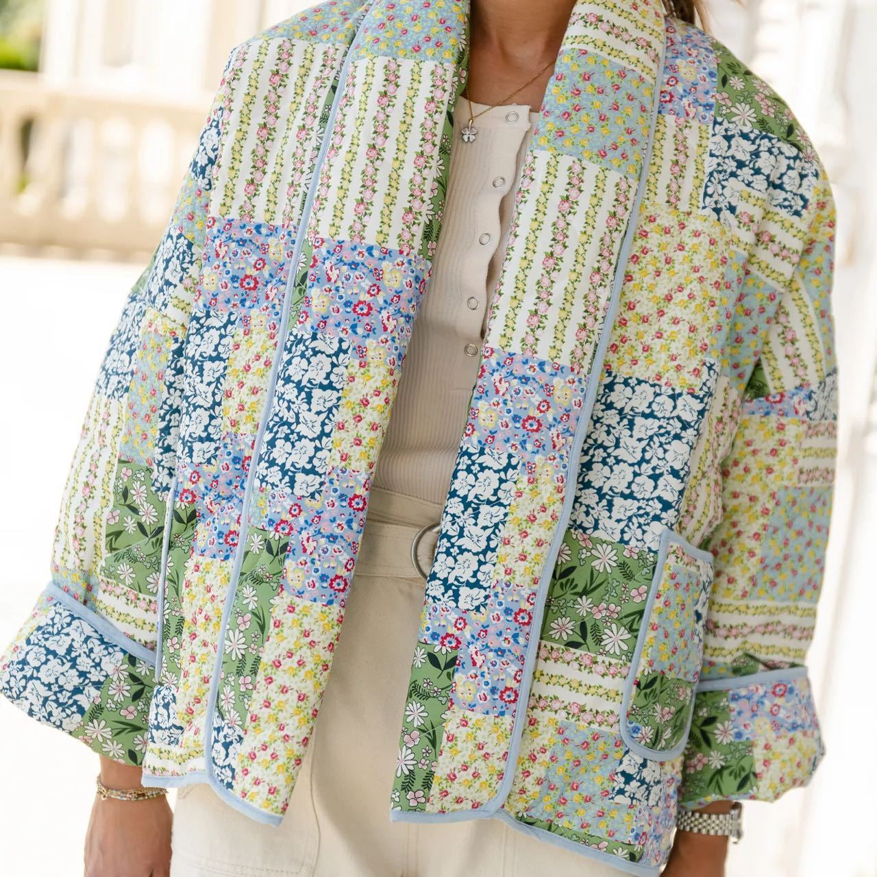 Teagan Patchwork Çiçek Desenli Kapitone Şişme Ceket